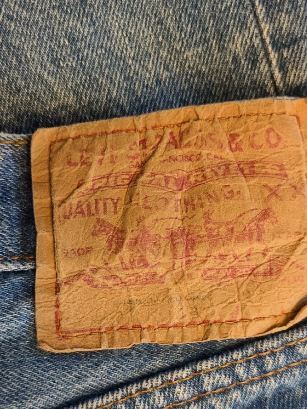 Classic Men’s 501 Light Blue Denim Jeans